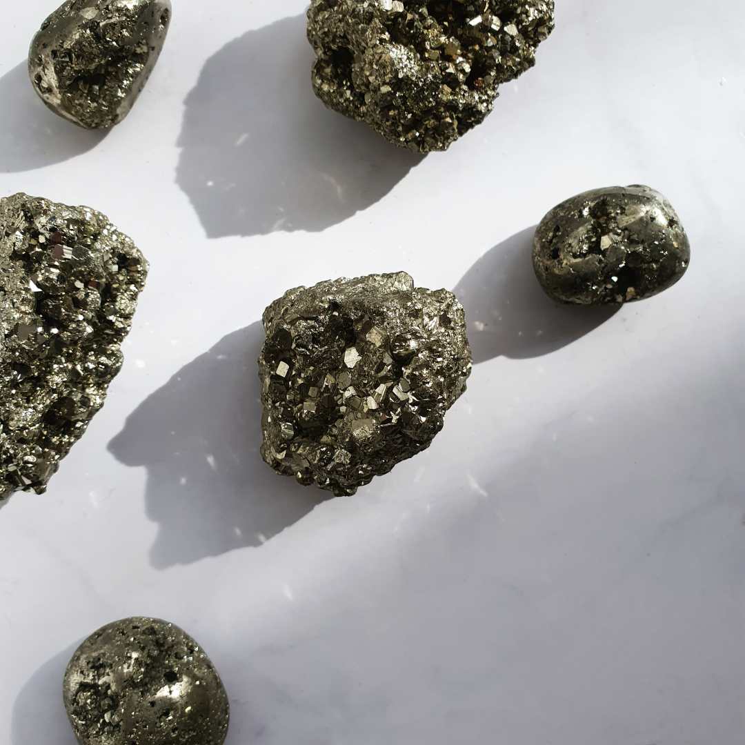 Cómo cargar las piedras solares al Sol