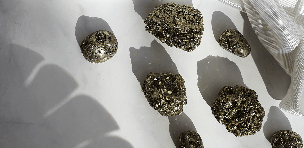 Pirita: propiedades y energía del mineral del dinero