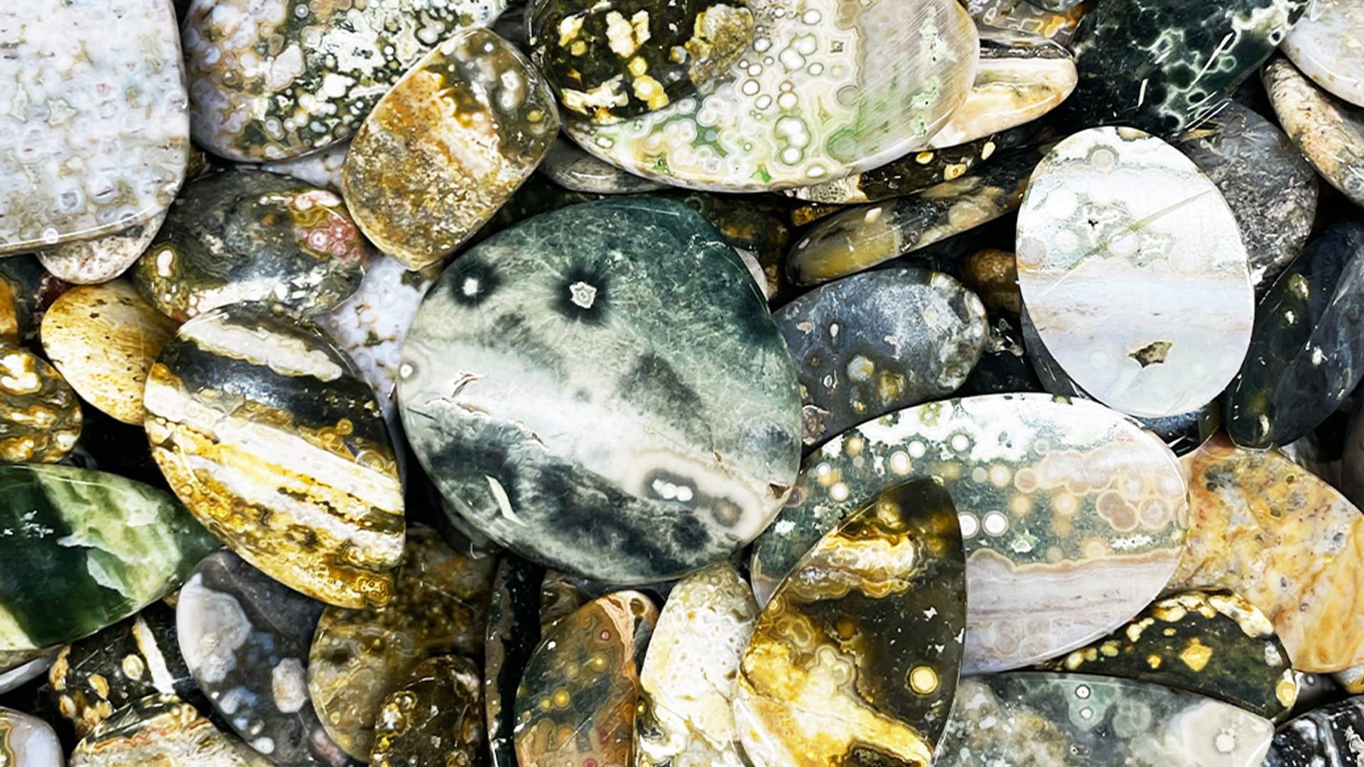 Jaspe Océano: propiedades y energía de la piedra del océano